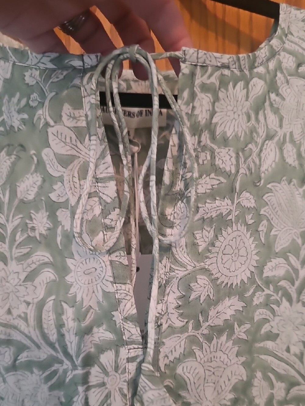 Daughters of India Mint Green Floral Tie-Neck Top - Picture 4 of 6
